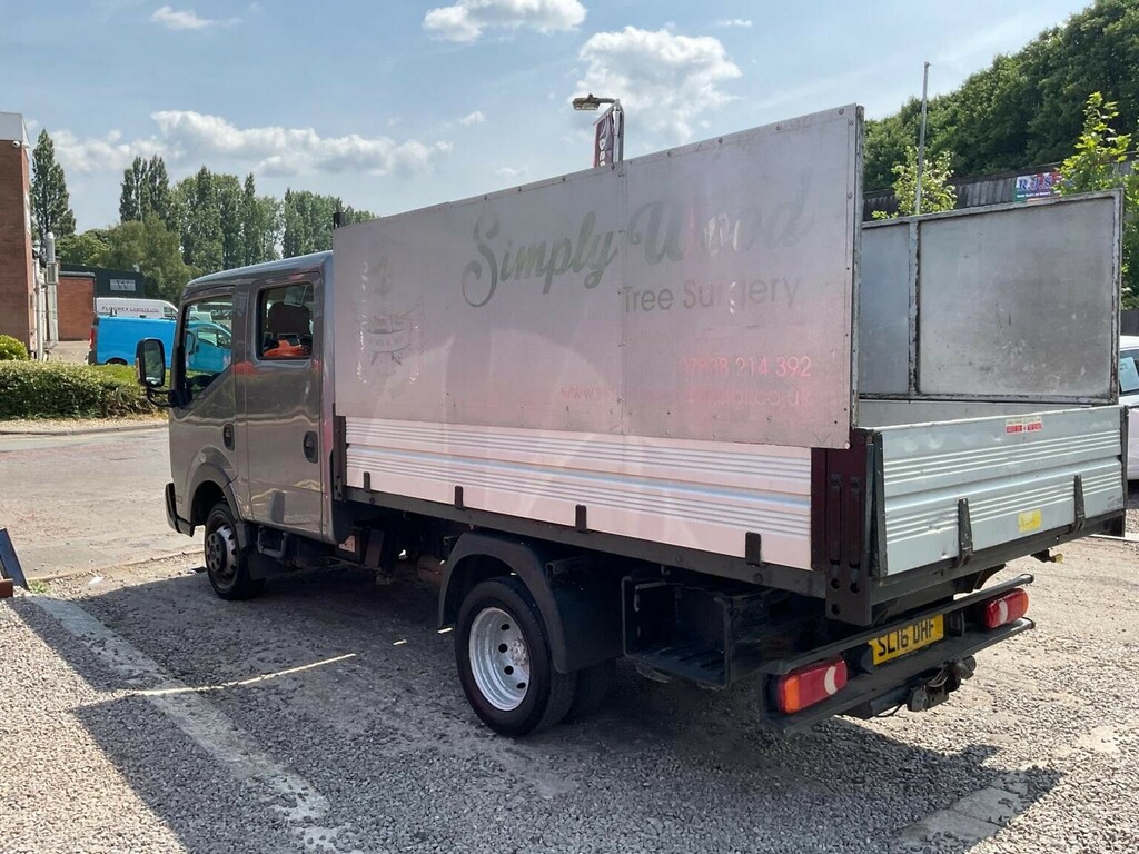 Nissan NT400 Dci 35.14Dropside White #69