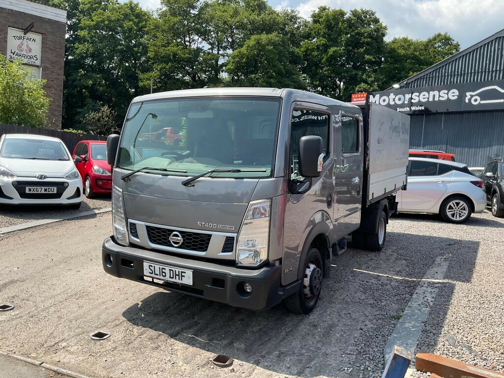 Nissan NT400 Dci 35.14Dropside White #40