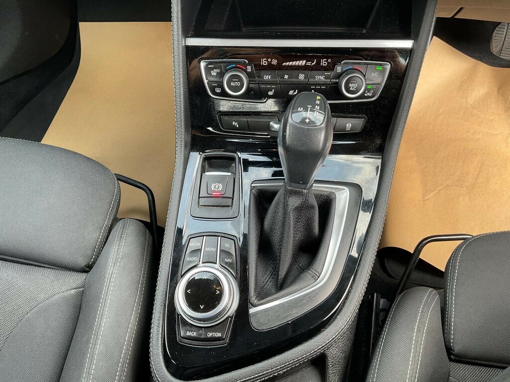 BMW 2 Series Active Tourer 218I Se Silver #27
