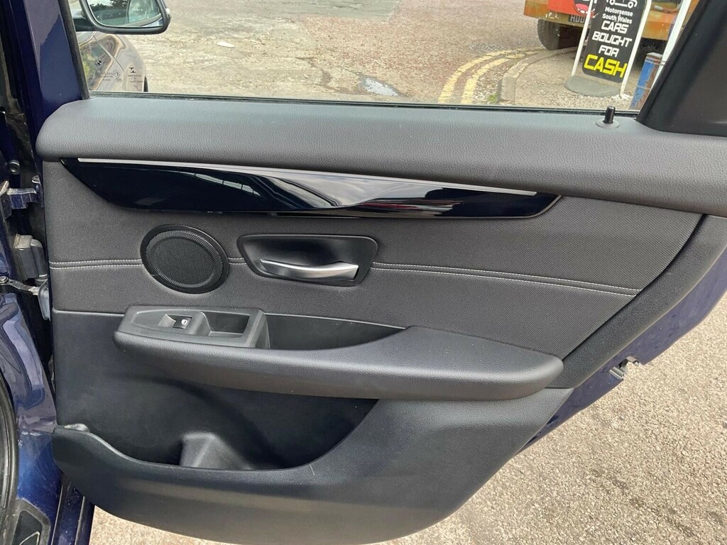 BMW 2 Series Active Tourer 218I Se Silver #24