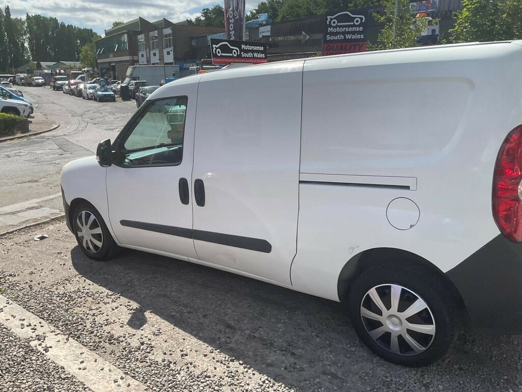 Vauxhall Combo 1.3L 1.3 Cdti 2000 16V Fwd L1 H1 White #80