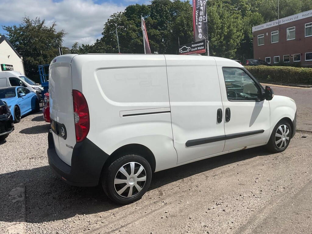 Vauxhall Combo 1.3L 1.3 Cdti 2000 16V Fwd L1 H1 White #53