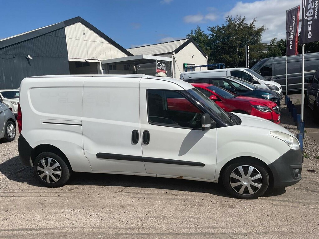 Vauxhall Combo 1.3L 1.3 Cdti 2000 16V Fwd L1 H1 White #22