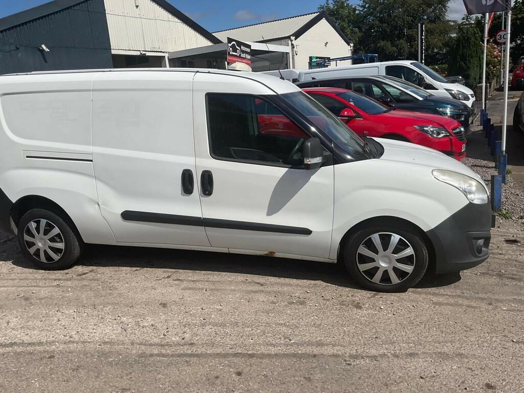 Vauxhall Combo 1.3L 1.3 Cdti 2000 16V Fwd L1 H1 White #52