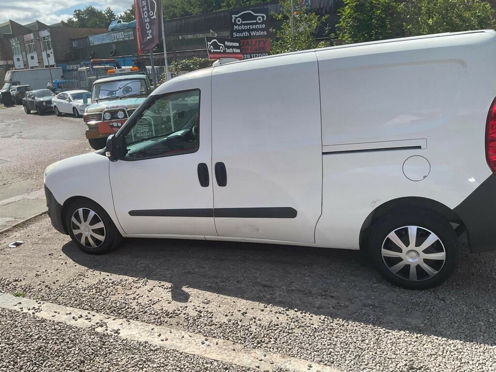Vauxhall Combo 1.3L 1.3 Cdti 2000 16V Fwd L1 H1 White #86