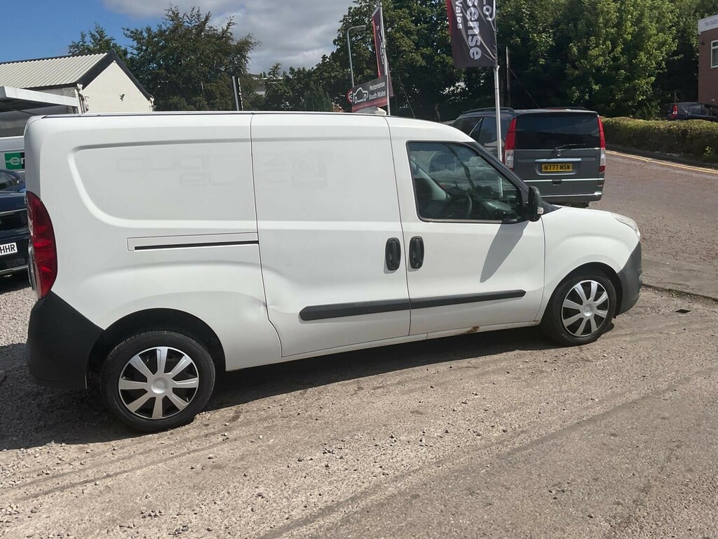 Vauxhall Combo 1.3L 1.3 Cdti 2000 16V Fwd L1 H1 White #57