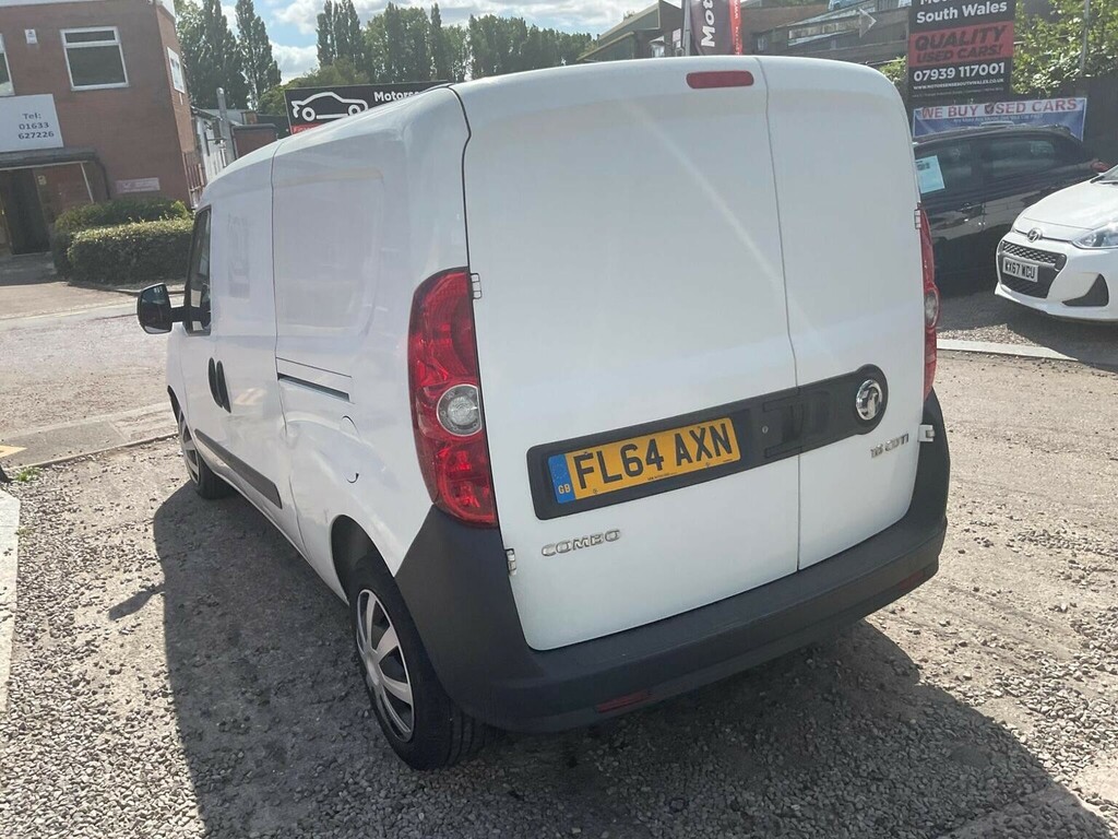 Vauxhall Combo 1.3L 1.3 Cdti 2000 16V Fwd L1 H1 White #70