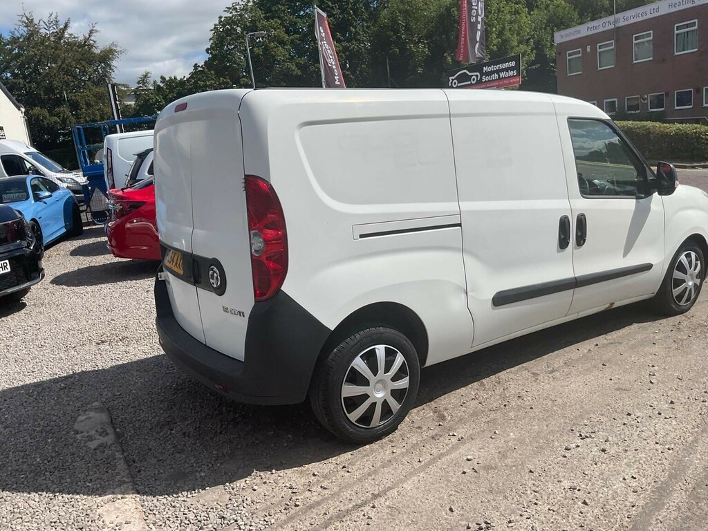 Vauxhall Combo 1.3L 1.3 Cdti 2000 16V Fwd L1 H1 White #63