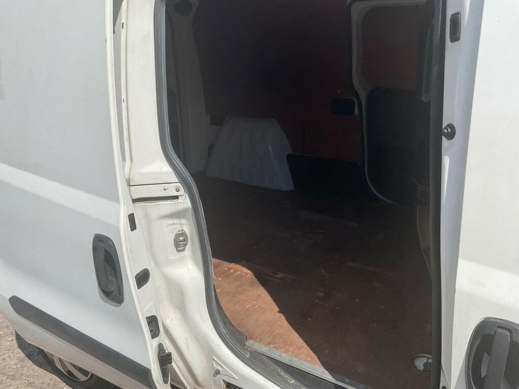 Vauxhall Combo 1.3L 1.3 Cdti 2000 16V Fwd L1 H1 White #16
