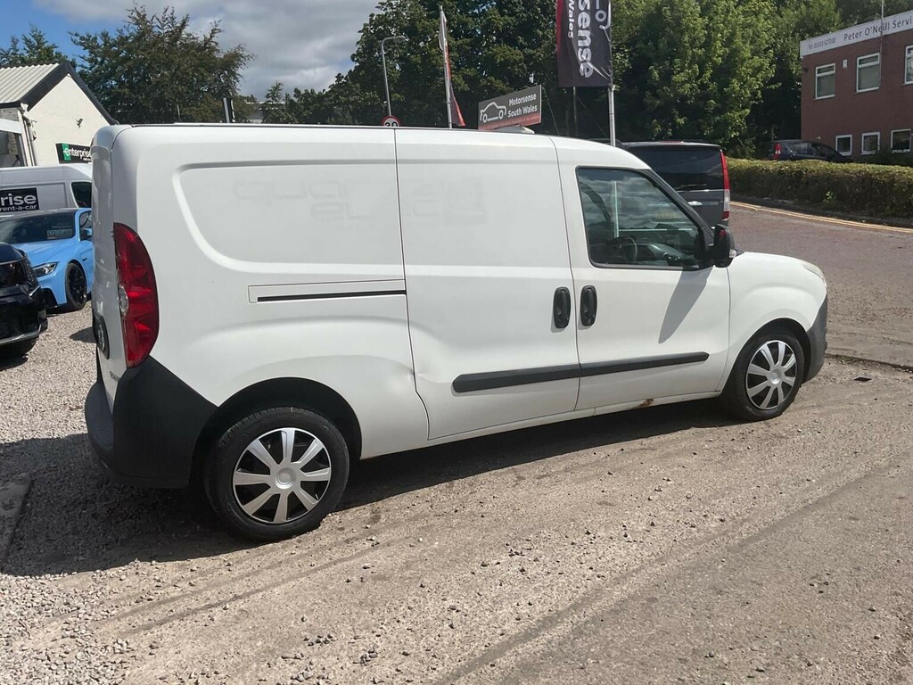 Vauxhall Combo 1.3L 1.3 Cdti 2000 16V Fwd L1 H1 White #55