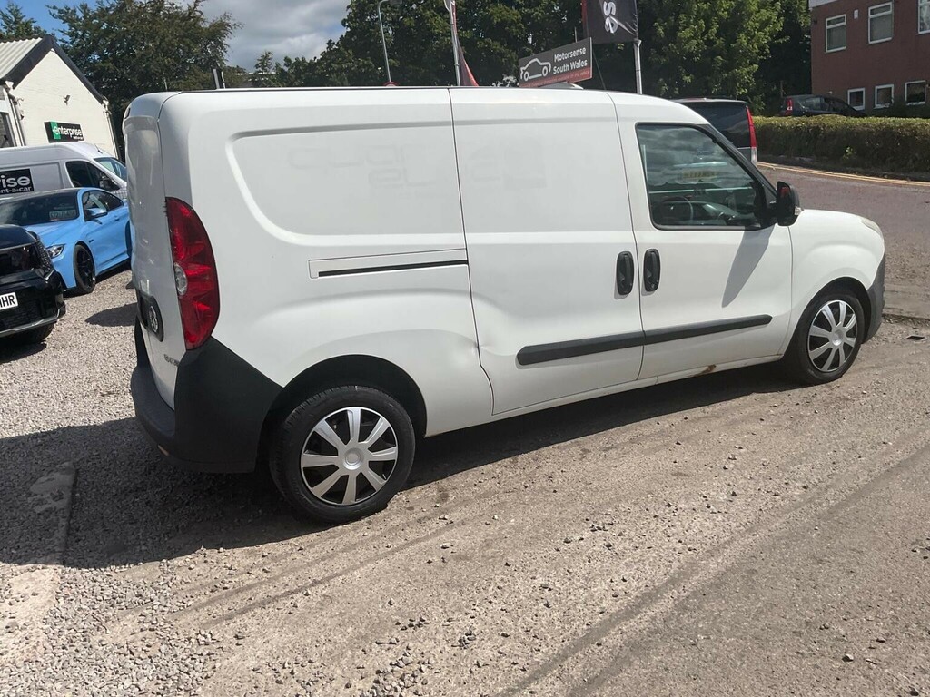 Vauxhall Combo 1.3L 1.3 Cdti 2000 16V Fwd L1 H1 White #54