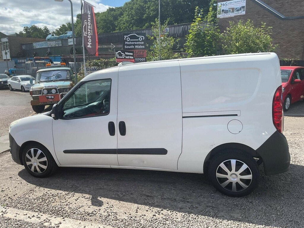 Vauxhall Combo 1.3L 1.3 Cdti 2000 16V Fwd L1 H1 White #19