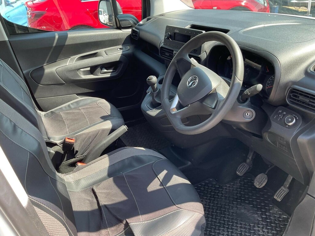 Vauxhall Combo 1.5 Turbo D 2000 Edition L1 H1 Euro 6 S S White #6