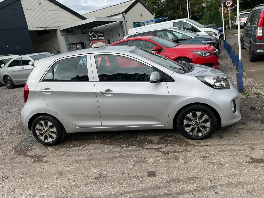 Kia Picanto 1.25 Sport Black #60