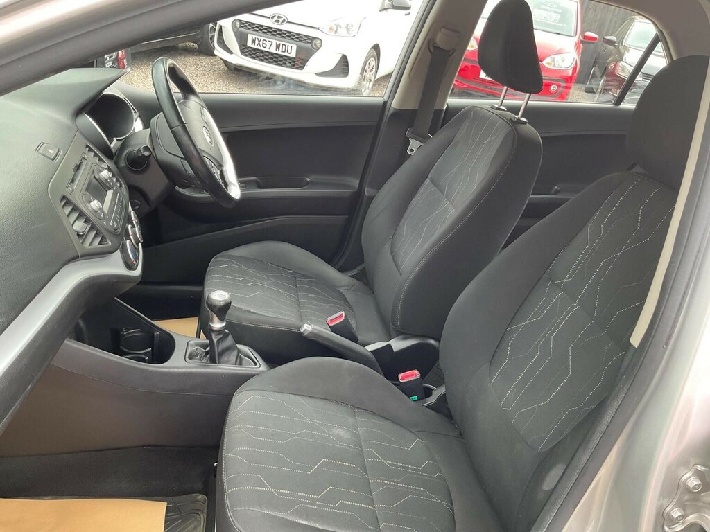 Kia Picanto 1.25 Sport Black #14