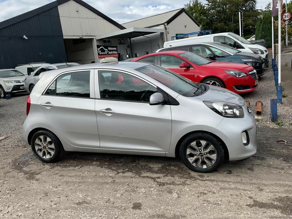 Kia Picanto 1.25 Sport Black #52