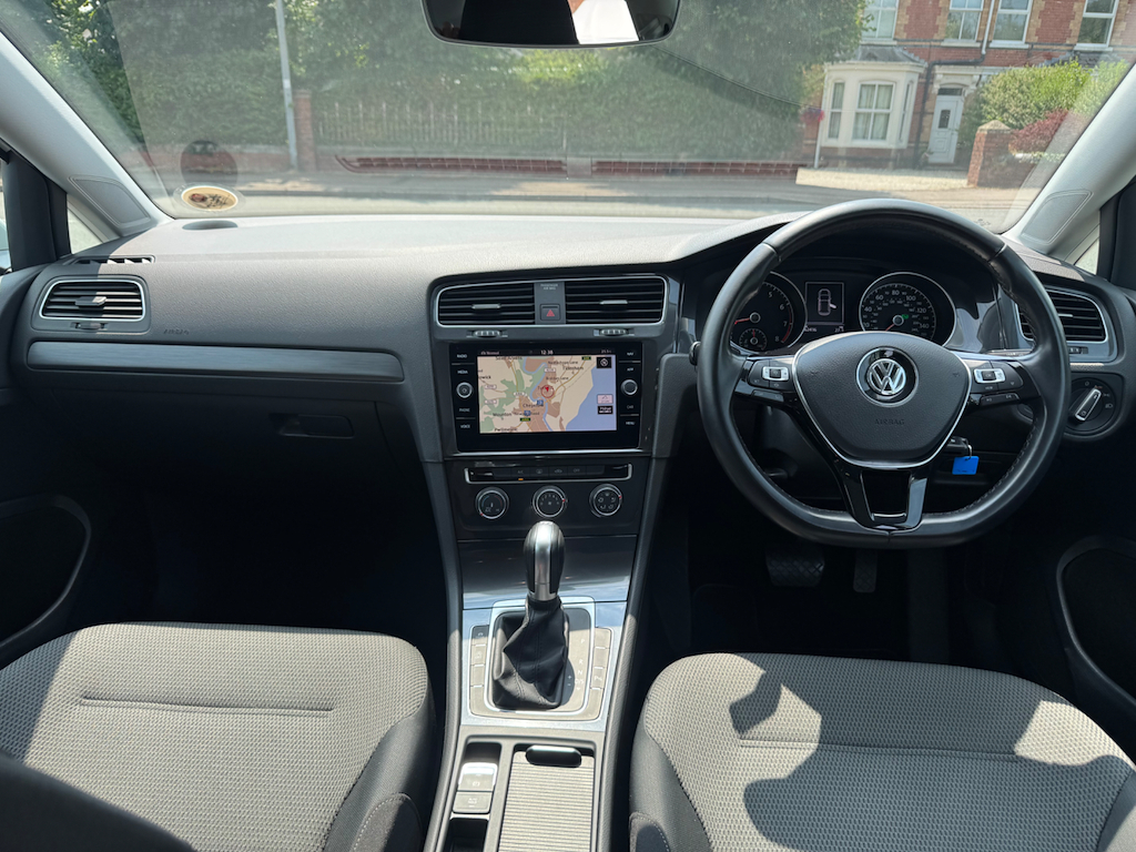Volkswagen Golf Se Navigation Tsi Evo Dsg #2