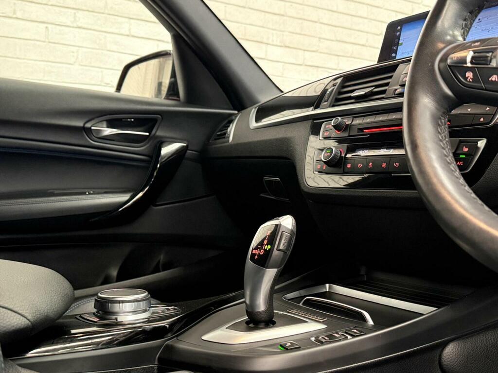 BMW 1 Series Hatchback White #10