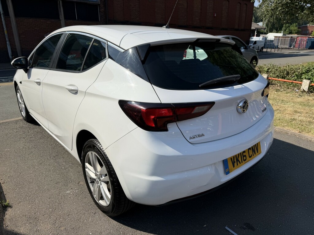 Vauxhall Astra 1.6 Cdti Ecoflex Design White #4