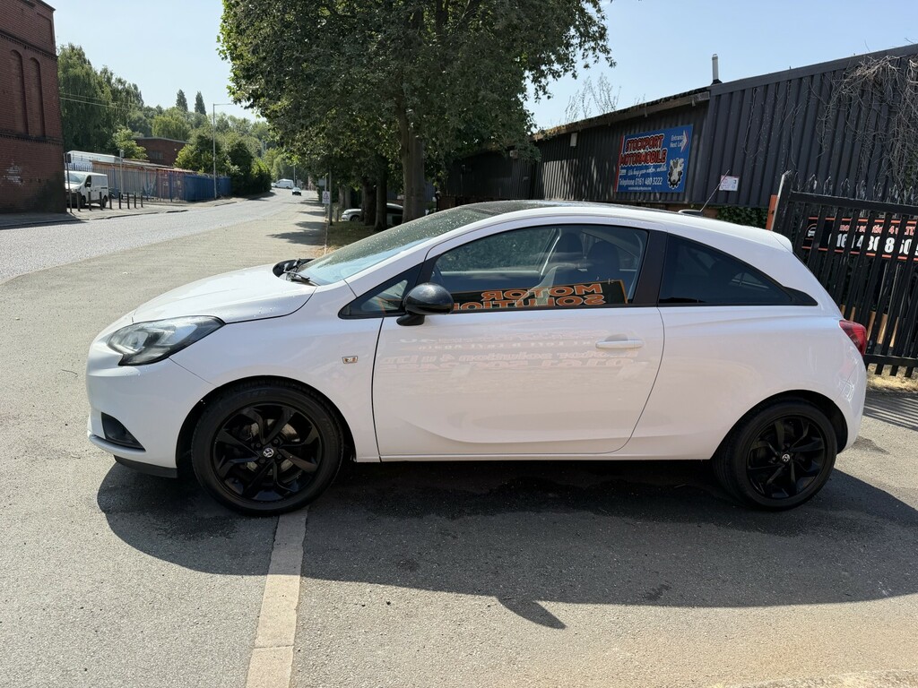Vauxhall Corsa 1.4 I Ecotec Griffin White #6