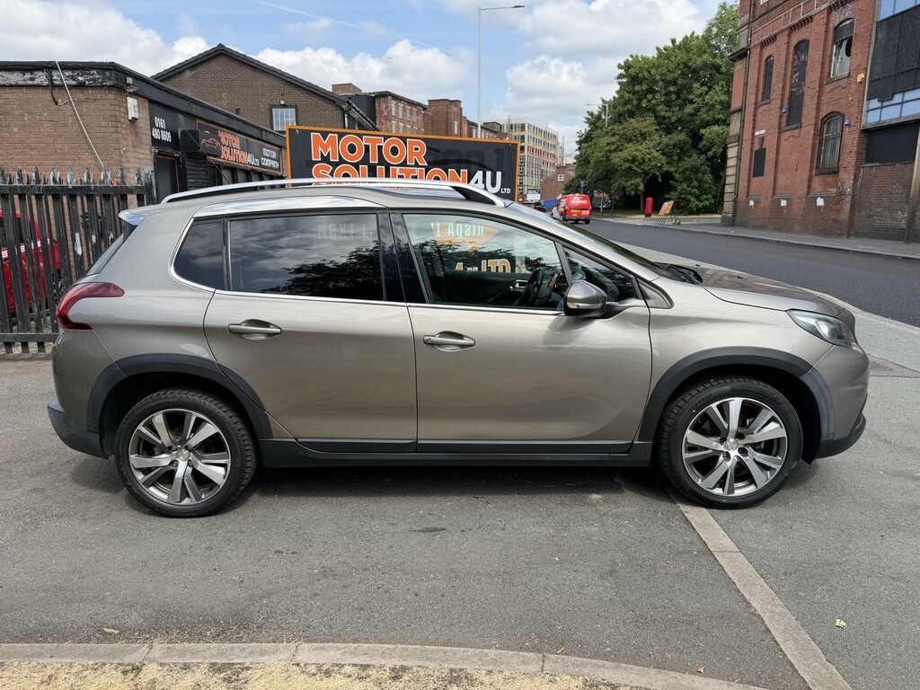 Peugeot 2008 1.2 Puretech Allure Grey #5