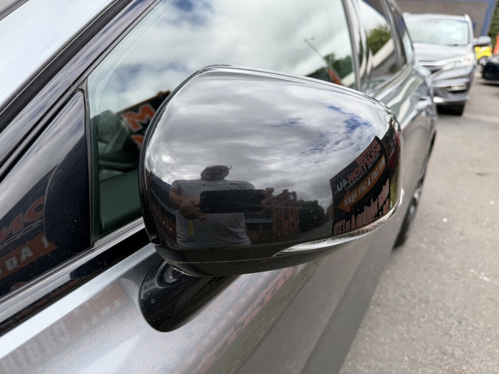 Volvo V60 2.0 D3 Momentum Red #15