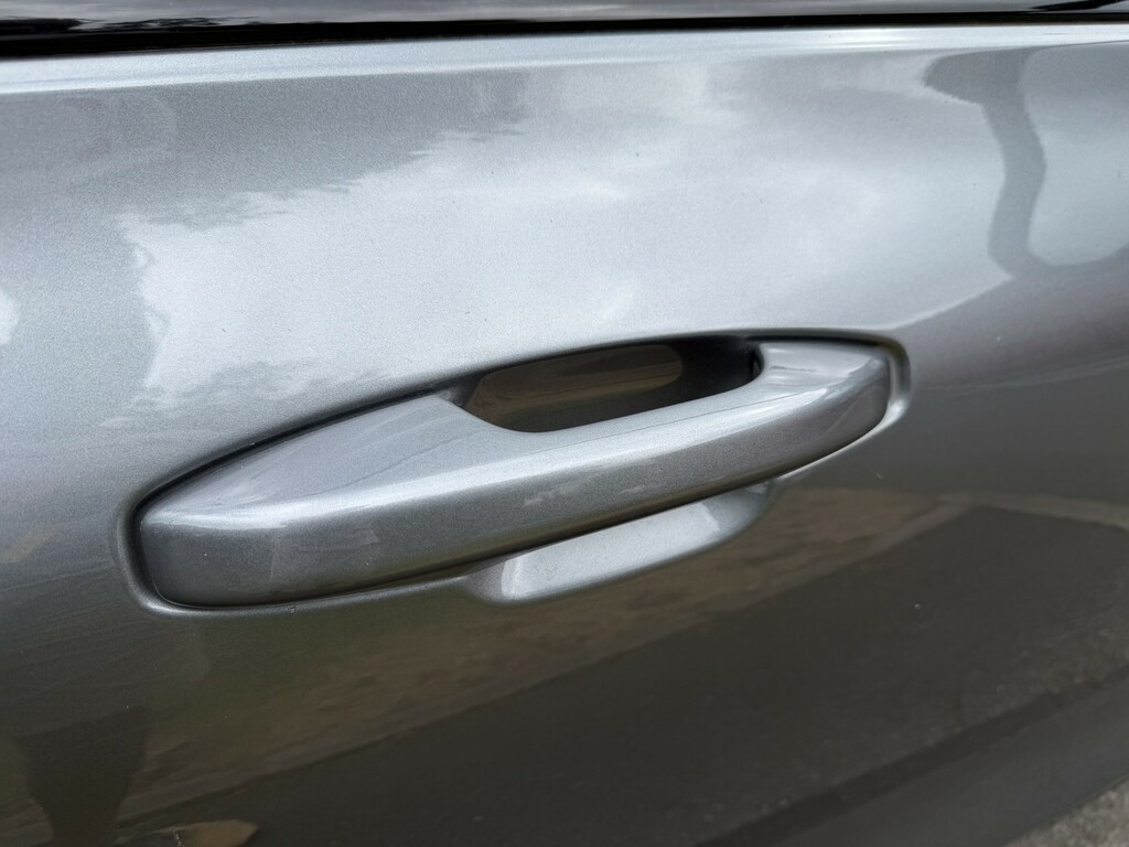 Volvo V60 2.0 D3 Momentum Red #19