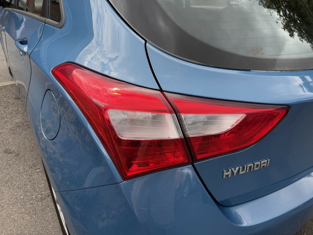 Hyundai I30 1.4 Classic 98 Bhp Silver #16