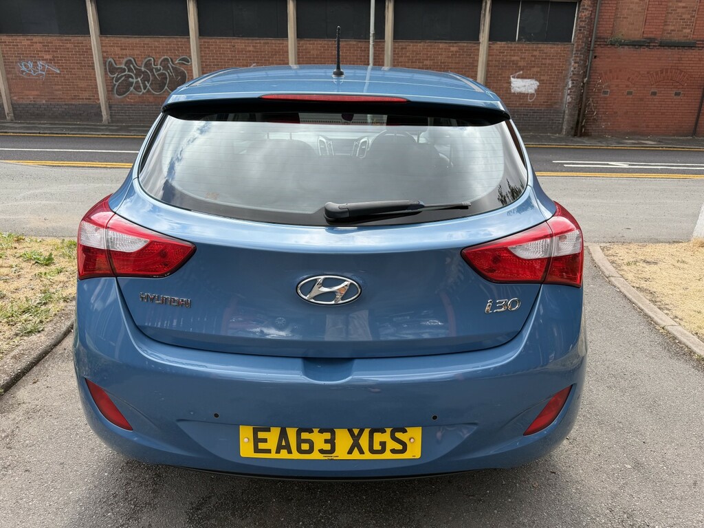 Hyundai I30 1.4 Classic 98 Bhp Silver #8