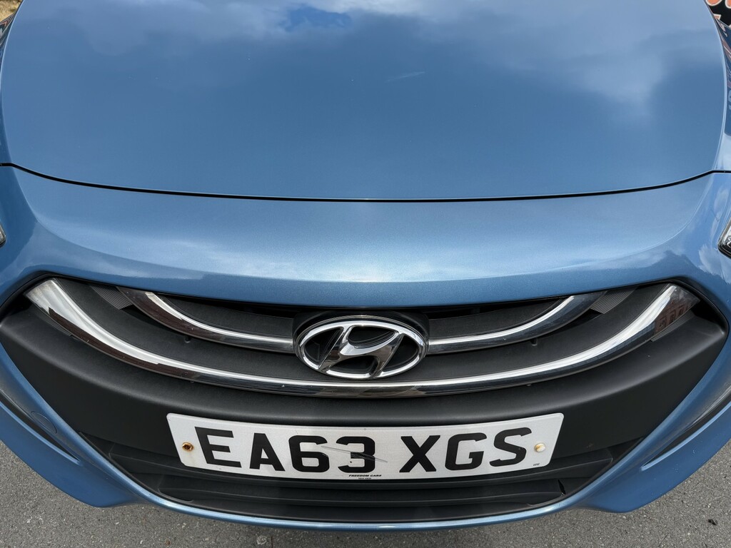 Hyundai I30 1.4 Classic 98 Bhp Silver #9