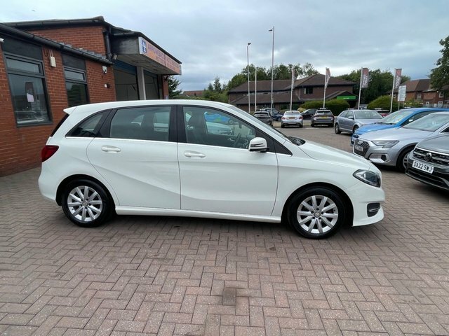 Mercedes-Benz B Class 2015 1.5 B180 Cdi Se Mpv 7G-dct Euro 6 White #3