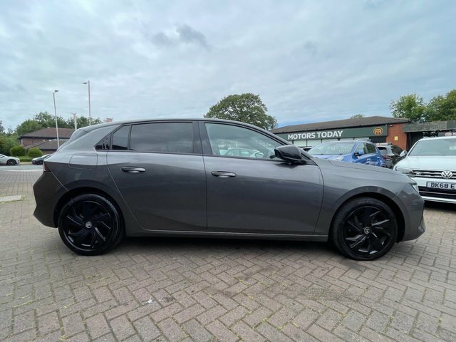 Vauxhall Astra Vauxhall Astra Griffin 1.2 Turbo 145 Griffin Editi #3