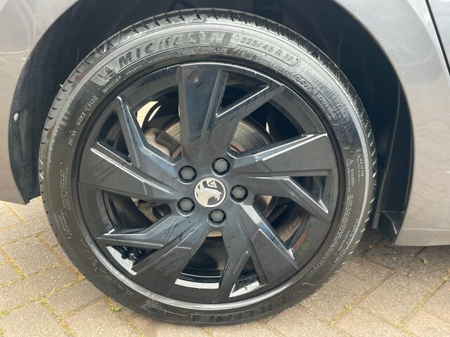 Vauxhall Astra Vauxhall Astra Griffin 1.2 Turbo 145 Griffin Editi #18