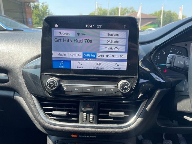 Ford Fiesta 2019 1.1 Ti-vct Trend Hatchback Silver #2