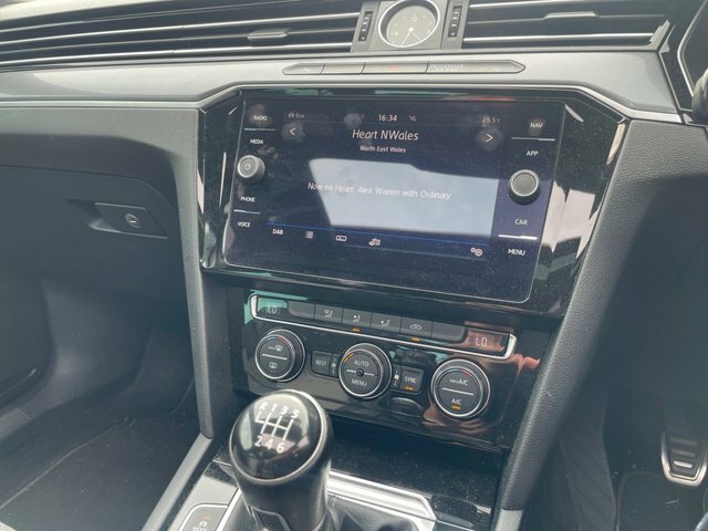 Volkswagen Passat 1.5 Tsi Evo Se Nav Blue #20