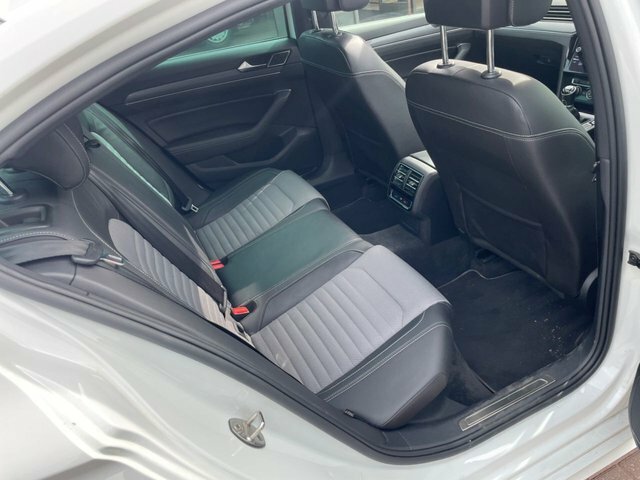 Volkswagen Passat 2017 2.0 Tdi R-line Saloon Euro White #6