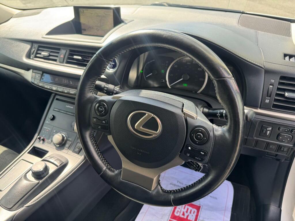 Lexus CT 1.8 200H F Sport E-cvt Euro 6 Ss White #9