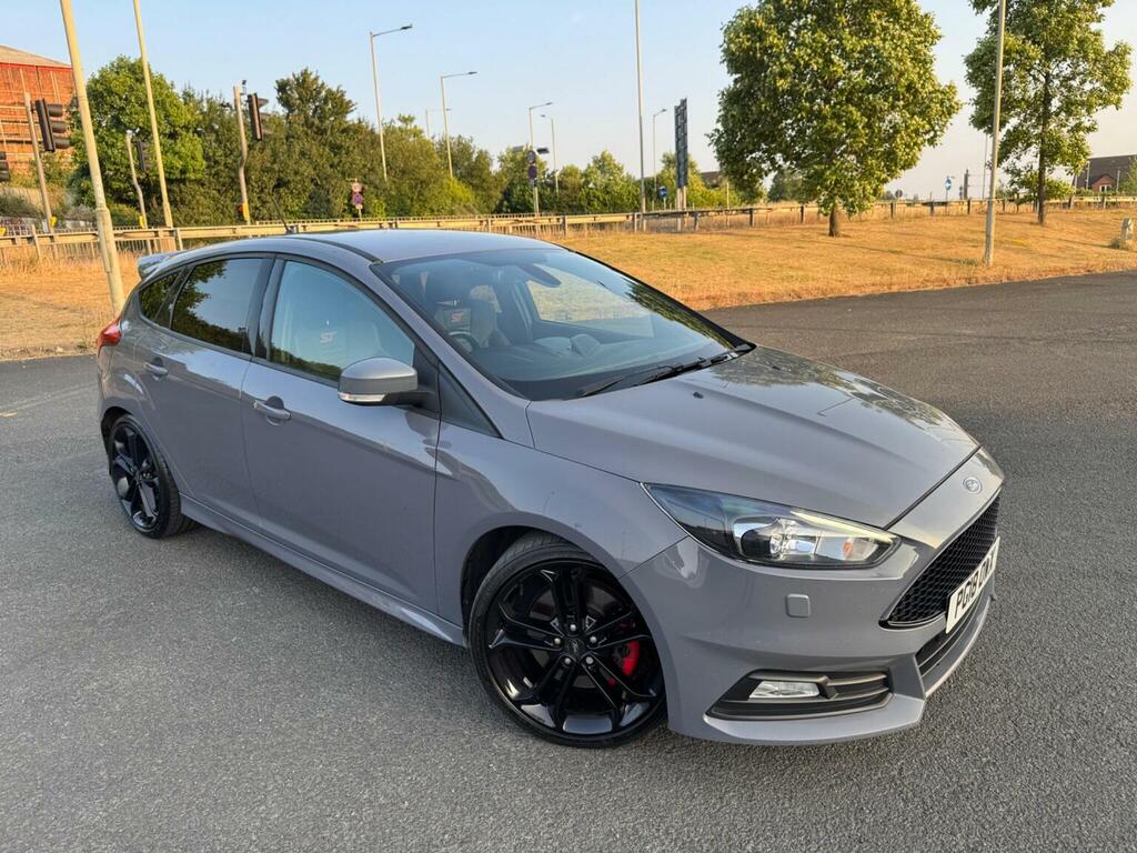 Ford Focus 2.0T Ecoboost St-3 Euro 6 Ss Grey
