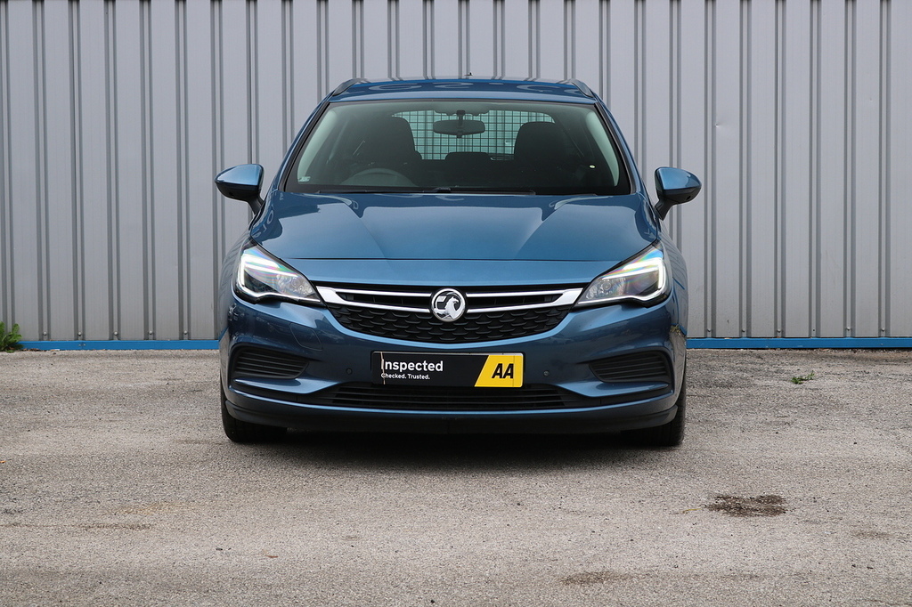 Vauxhall Astra Design Cdti Ecoflex S S OU18AZV Blue #2