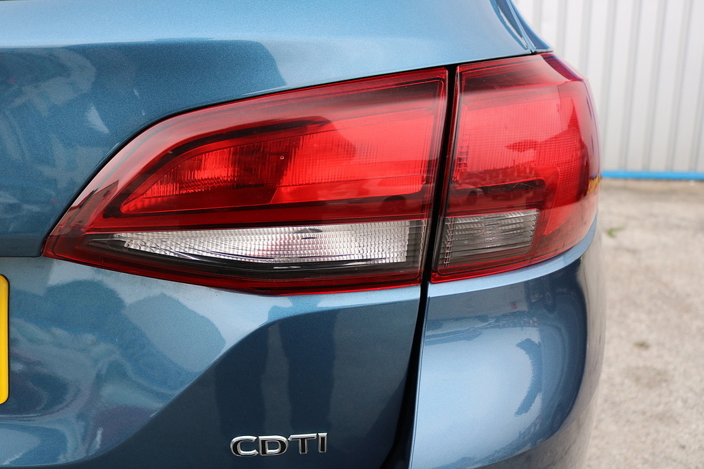 Vauxhall Astra Design Cdti Ecoflex S S OU18AZV Blue #6