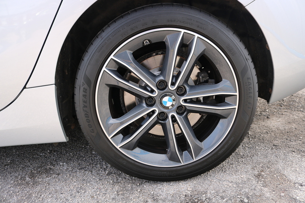 BMW 1 Series 120D Sport 2.0 BT71VYP Silver #6