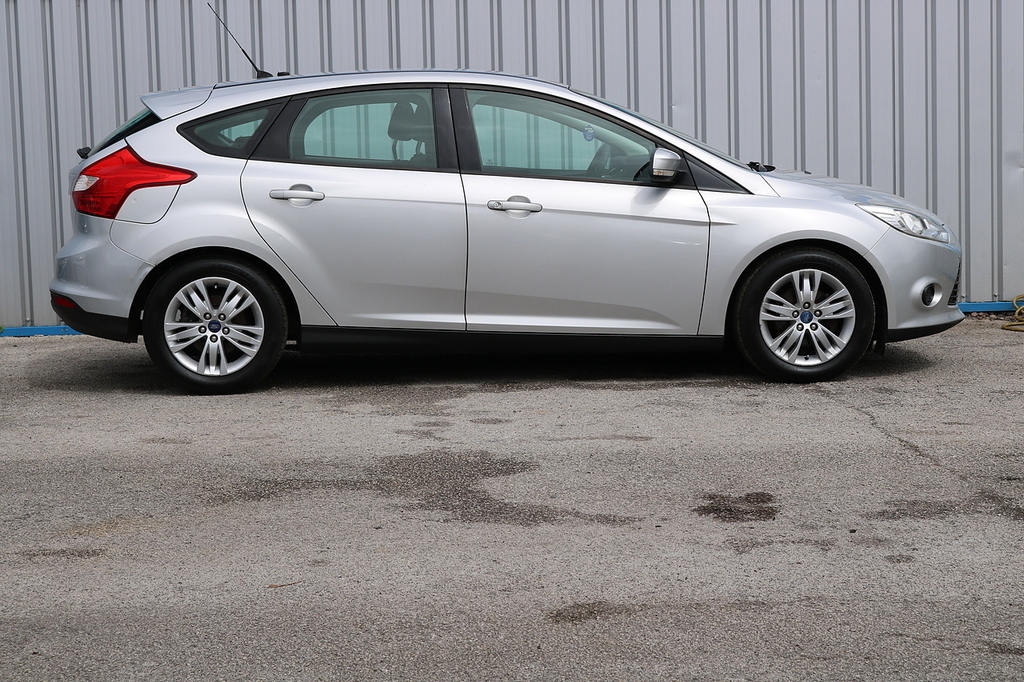 Ford Focus 1.6 Tdci Edge Silver #6