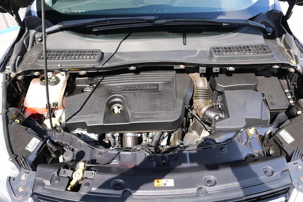 Ford Kuga 2.0 Titanium Tdci Grey #2
