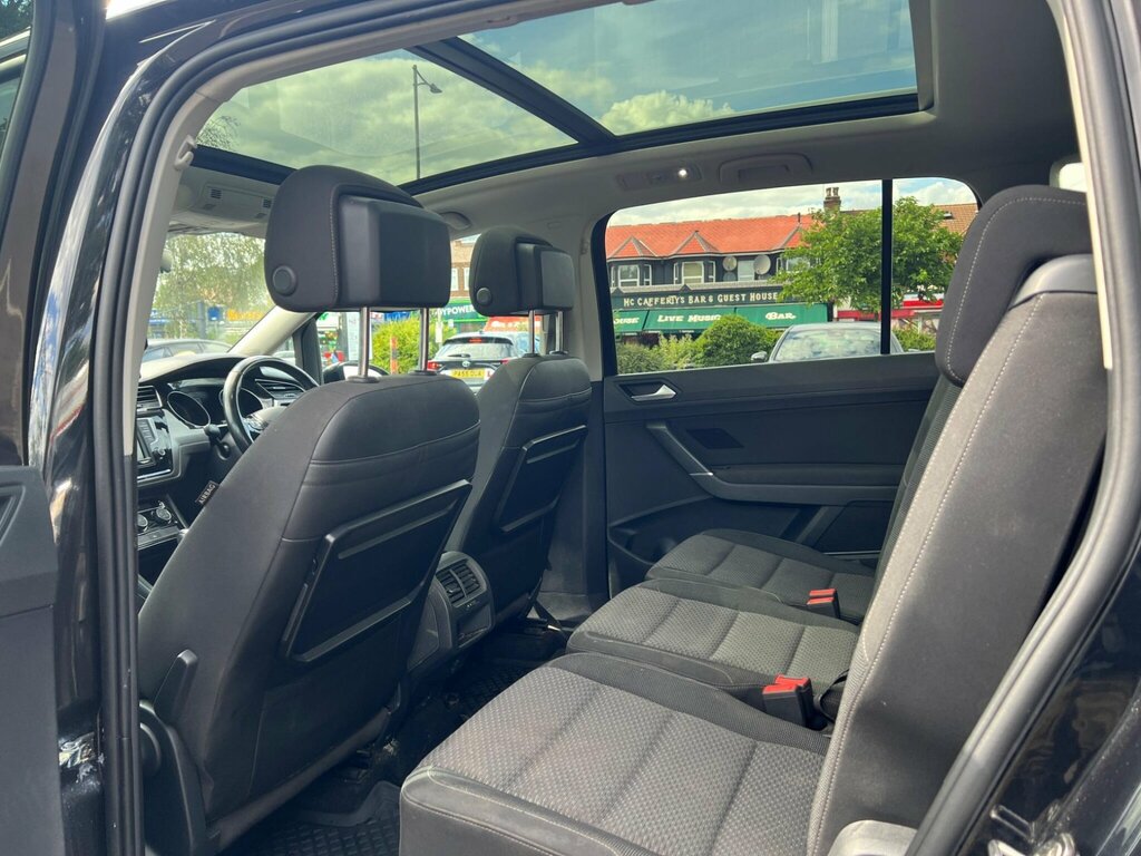 Volkswagen Touran Touran Se Tdi Bluemotion Technology Black #11