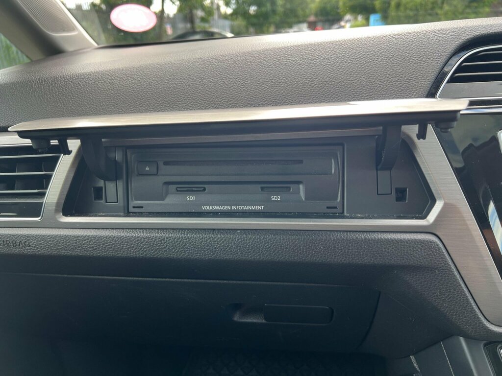 Volkswagen Touran Touran Se Tdi Bluemotion Technology Black #20