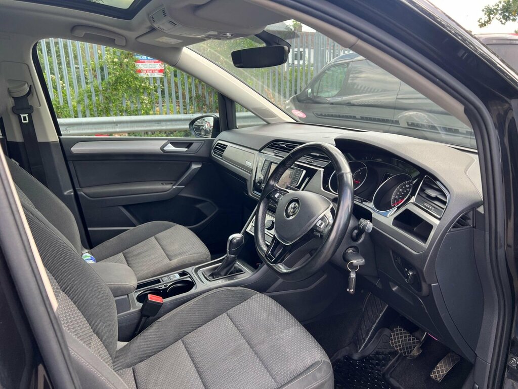 Volkswagen Touran Touran Se Tdi Bluemotion Technology Black #33
