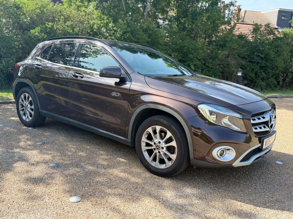 Mercedes-Benz GLA Class 1.6 Gla200 Se 7G-dct Euro 6 Ss Brown #2