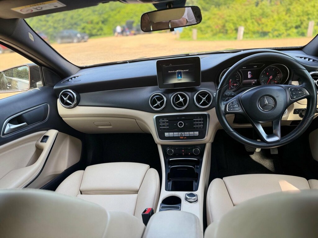Mercedes-Benz GLA Class 1.6 Gla200 Se 7G-dct Euro 6 Ss Brown #4