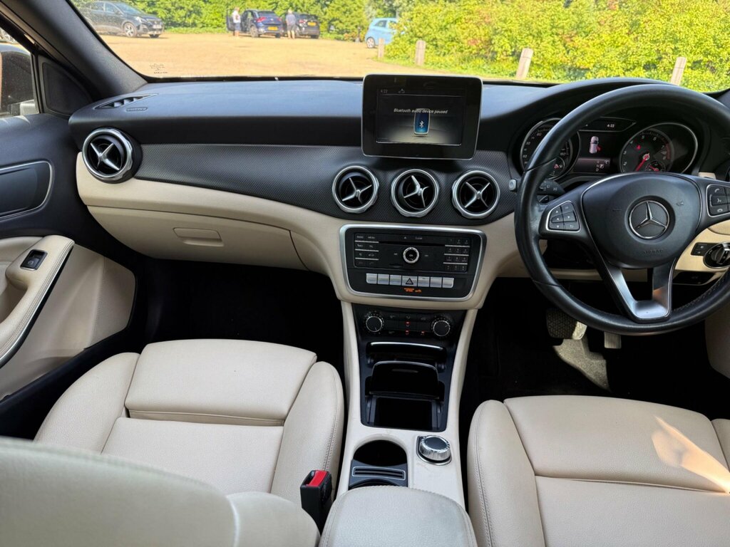 Mercedes-Benz GLA Class 1.6 Gla200 Se 7G-dct Euro 6 Ss Brown
