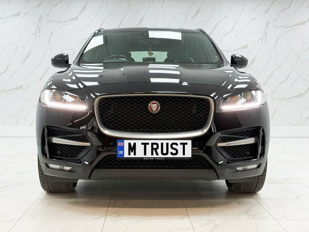 Jaguar F-Pace 2L R-sport ML19OFV Black #3